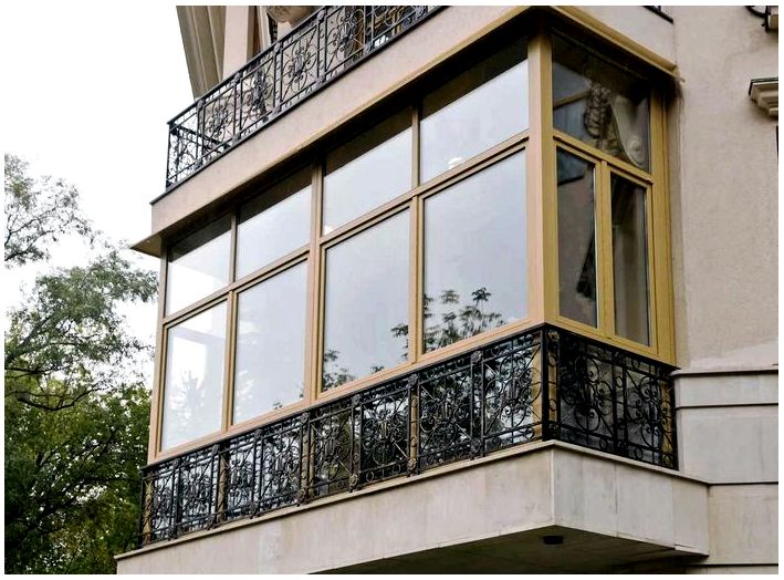 Что такое остекление балконов и лоджий?