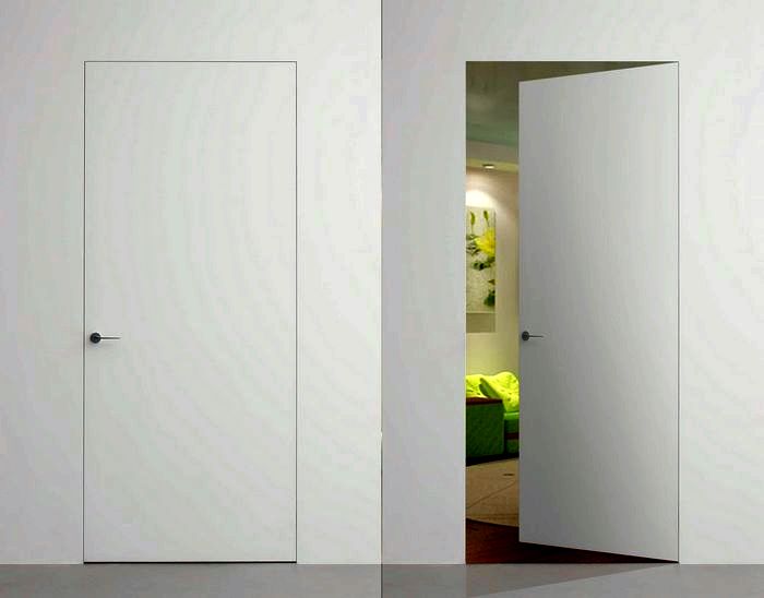 Скрытая дверь - прекрасное решение, не похожее ни на одно другое