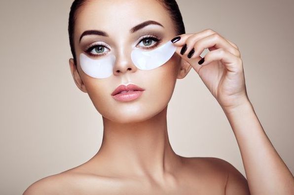 Эффективный выбор средств для ухода за кожей вокруг глаз: уменьшение морщин и отеков