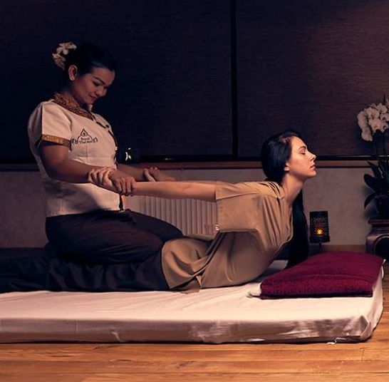 Тайський масаж: Комплексний підхід до оздоровлення в Royal Thai Spa