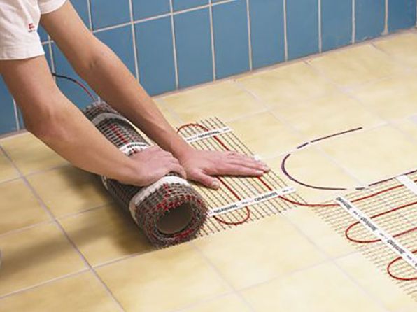 Тепла підлога електрична: для чого вона потрібна і чому ви її полюбите
