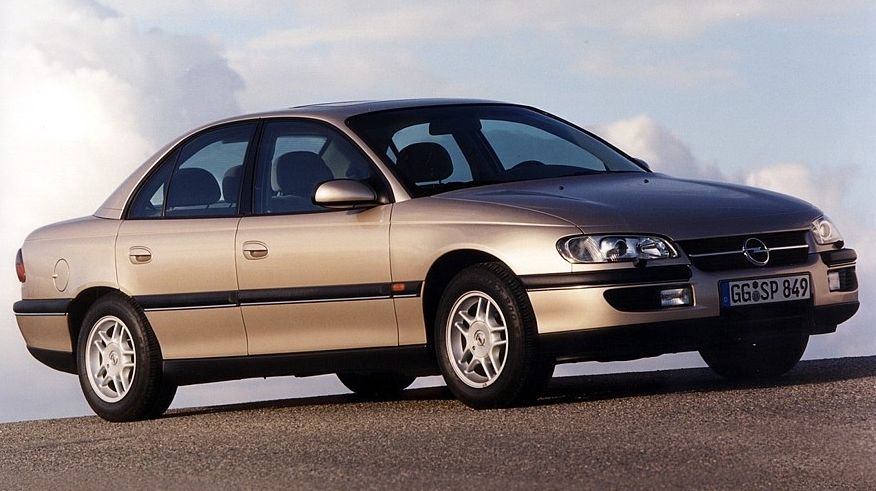 Багато автомобіля, але не завжди цілого: обираємо Opel Omega B з пробігом