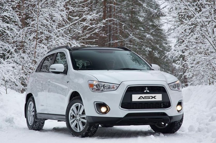 Оновлений Mitsubishi ASX і ще п'ять кросоверів за 750 000 лей