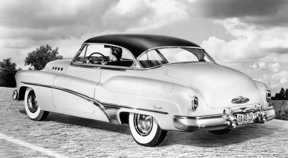 Храм возз'єднання: Buick Roadmaster Convertible з фільму «Людина дощу»