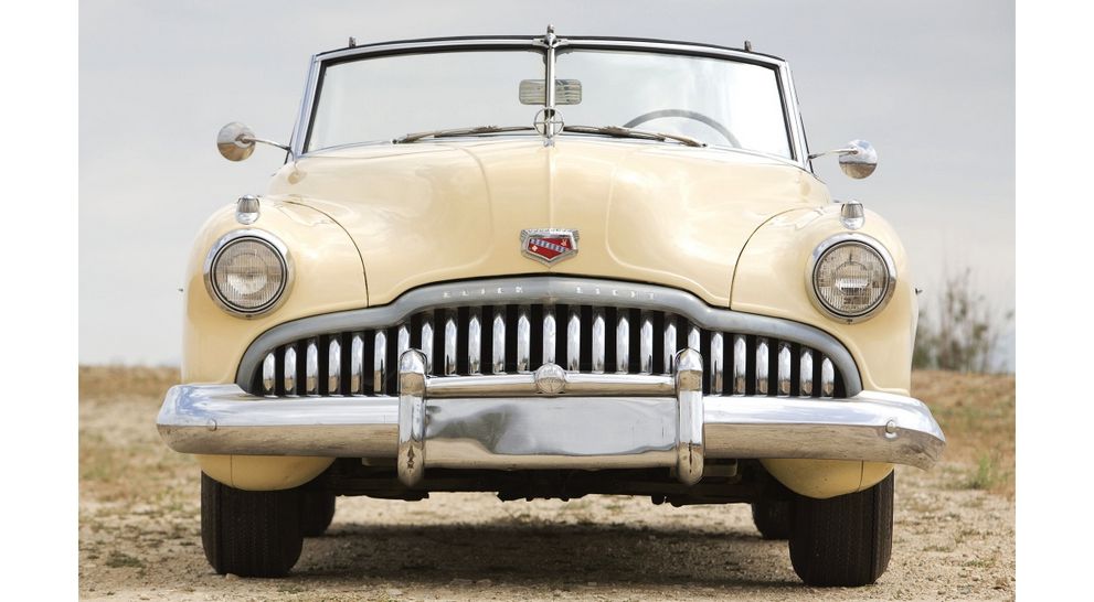 Храм возз'єднання: Buick Roadmaster Convertible з фільму «Людина дощу»