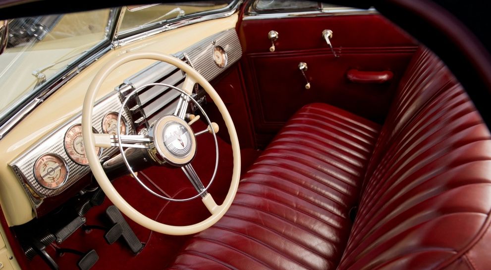 Храм возз'єднання: Buick Roadmaster Convertible з фільму «Людина дощу»